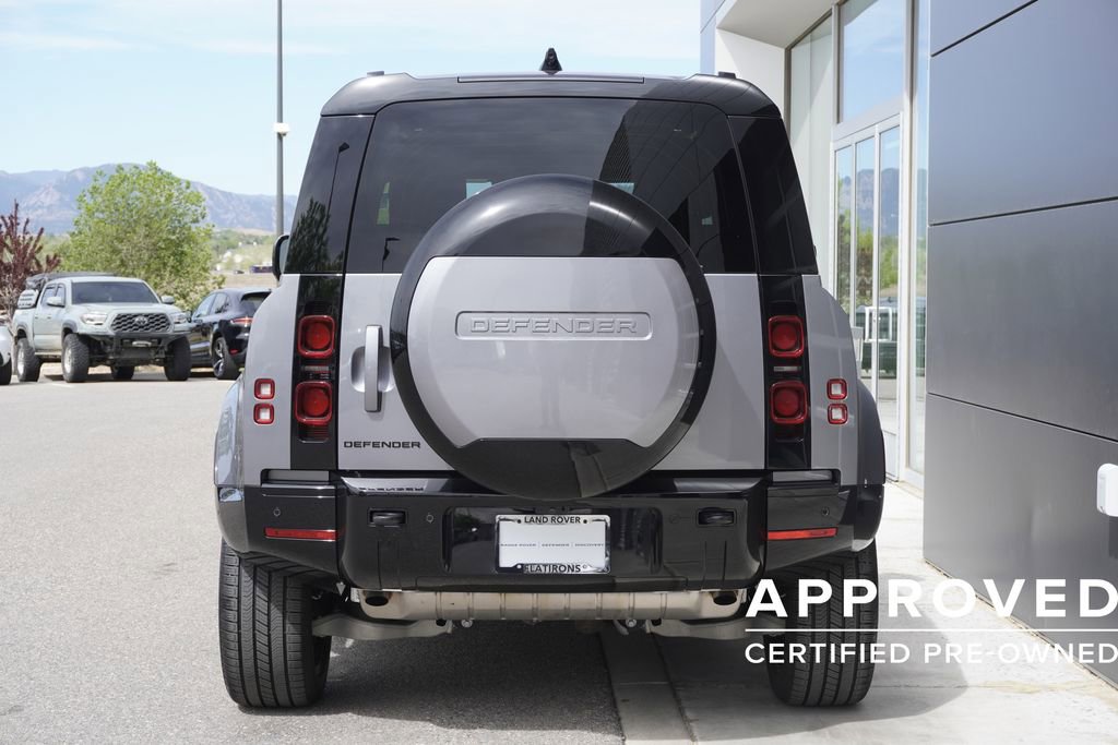 Used 2024 Land Rover Defender 90 X-Dynamic SE AWD/4WD image 6