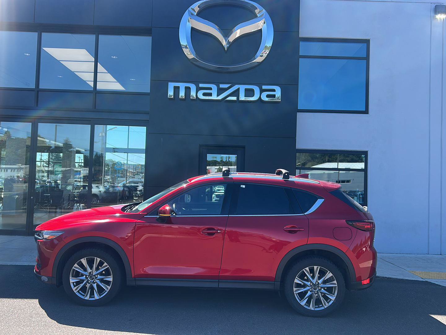Used 2021 MAZDA CX-5 Grand Touring AWD/4WD image 2