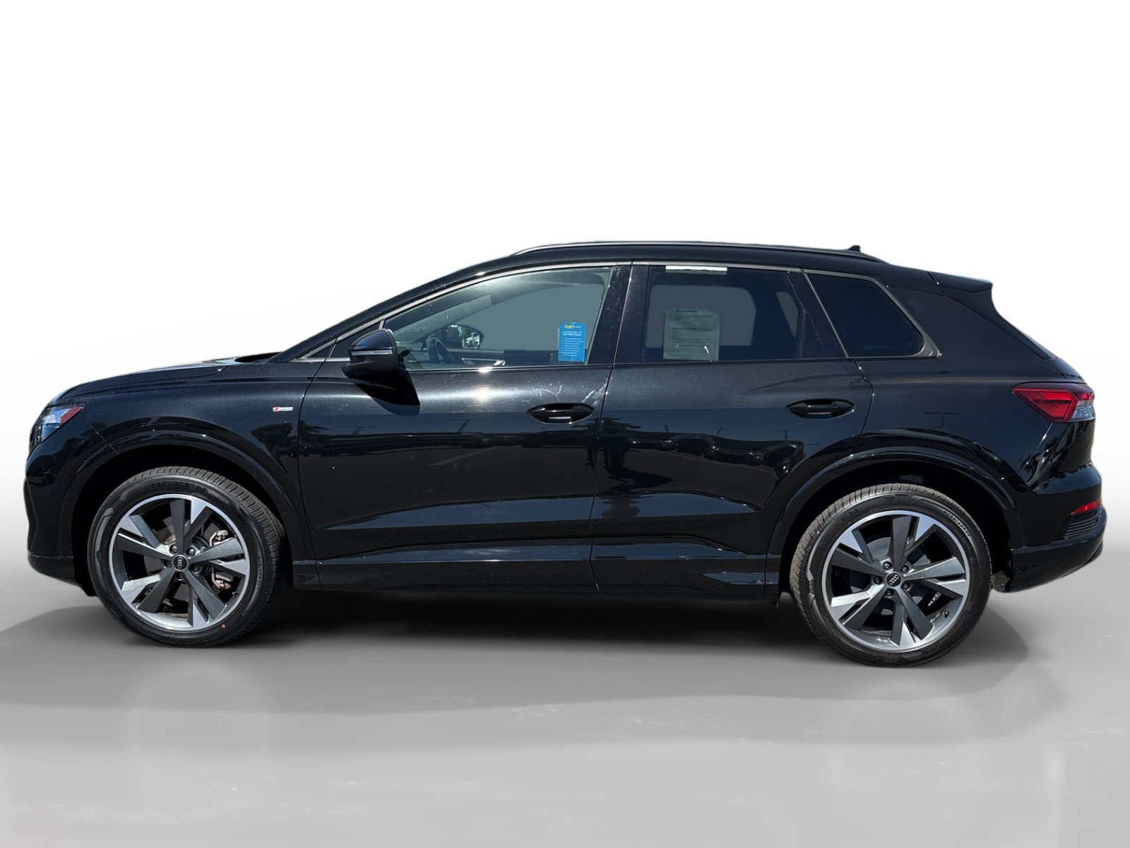 Used 2023 Audi Q4 e-tron Premium w/ Convenience Package AWD/4WD image 2