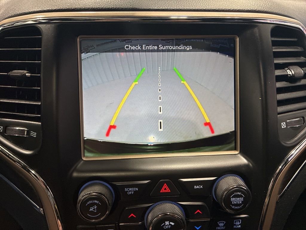 Used 2017 Jeep Grand Cherokee Limited image 30