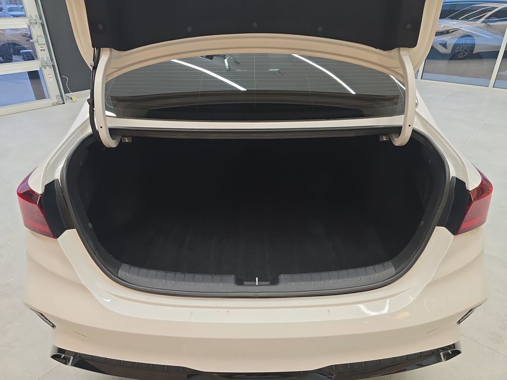 Certified 2024 Kia Forte GT-Line w/ GT-Line Premium Package image 33