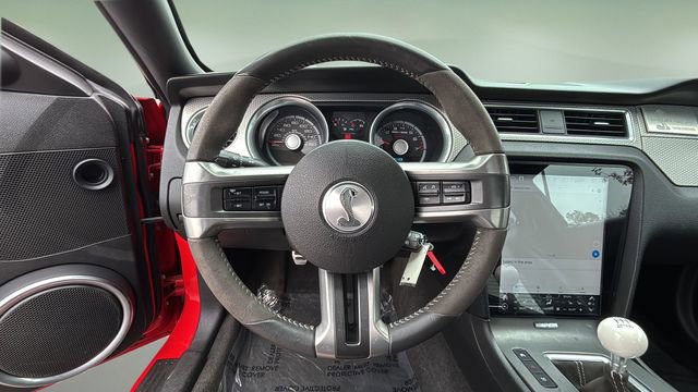 Used 2011 Ford Mustang Shelby GT500 w/ SVT Performance Pkg image 11