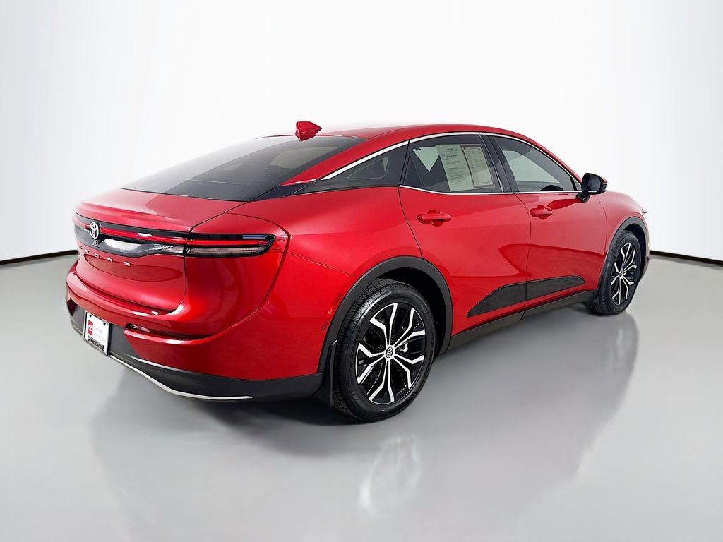 Certified 2023 Toyota Crown XLE image 8