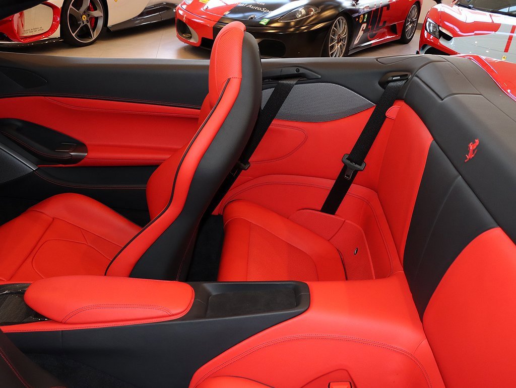 Certified 2022 Ferrari Portofino M image 85