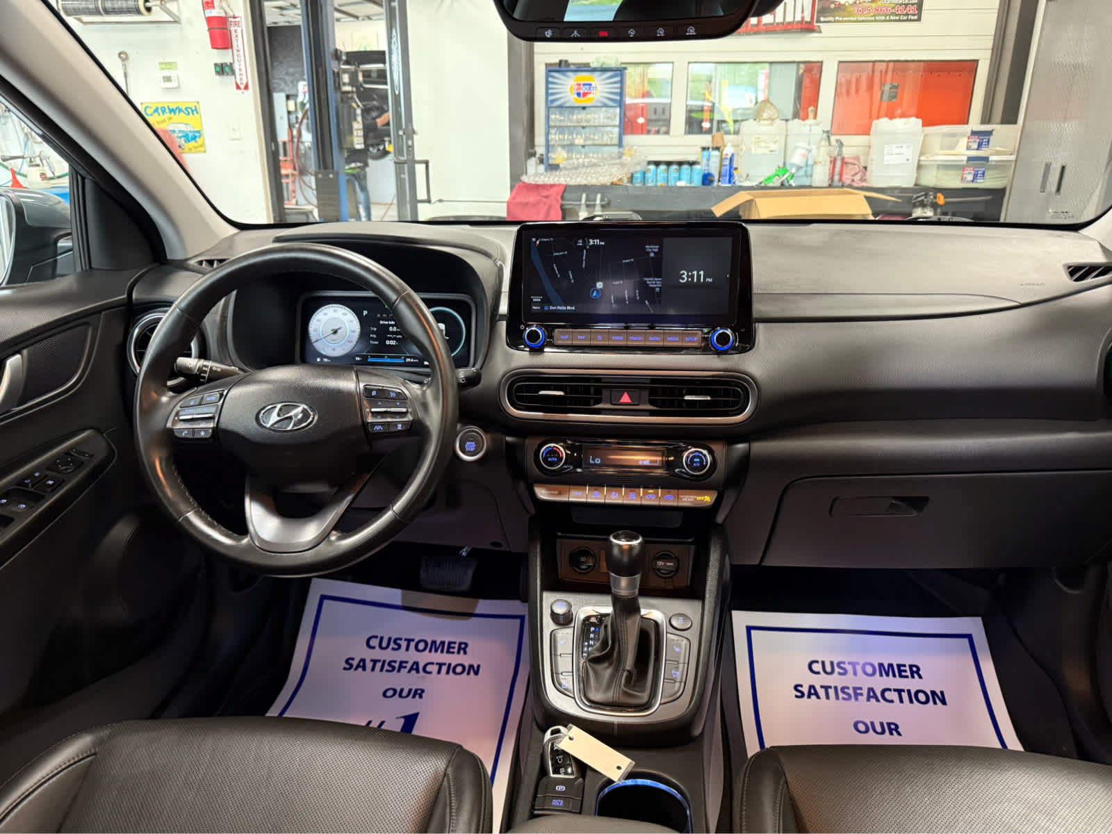 Used 2022 Hyundai Kona Limited w/ Cargo Package AWD/4WD image 33
