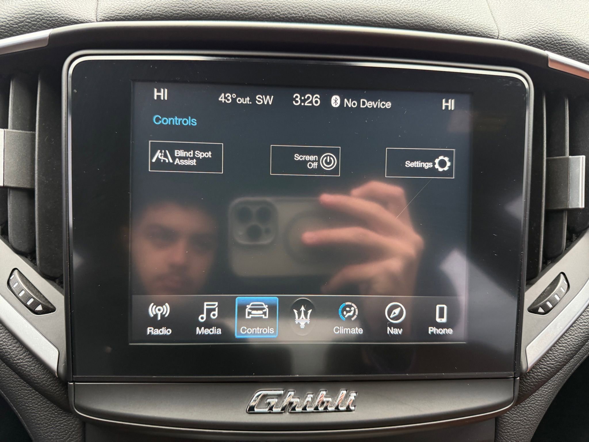 Used 2017 Maserati Ghibli image 19