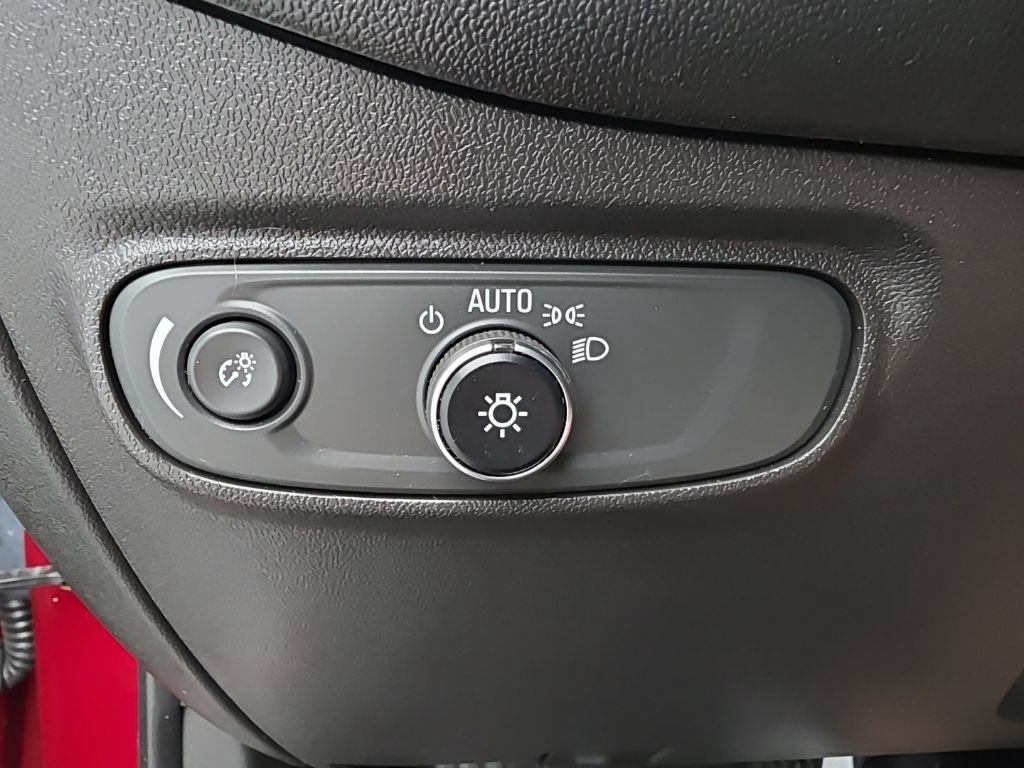 Used 2019 Chevrolet Equinox LT AWD/4WD image 24