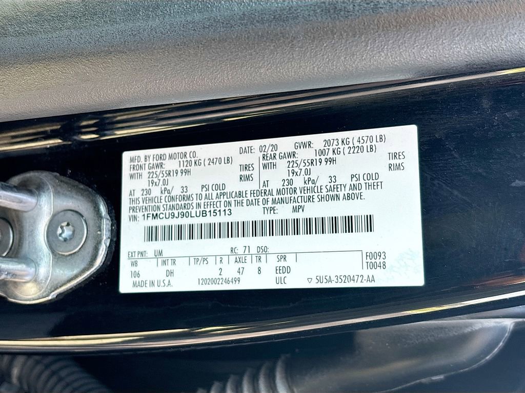 Used 2020 Ford Escape Titanium image 33