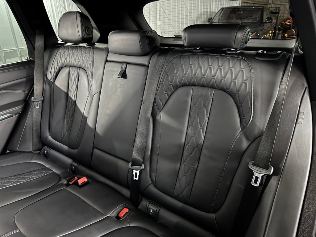 Used 2023 BMW X5 M50i w/ Executive Package AWD/4WD image 47