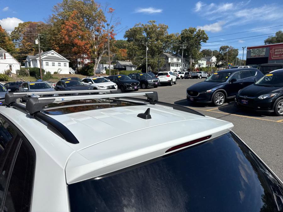 Used 2021 Volkswagen Tiguan SE R-Line image 6