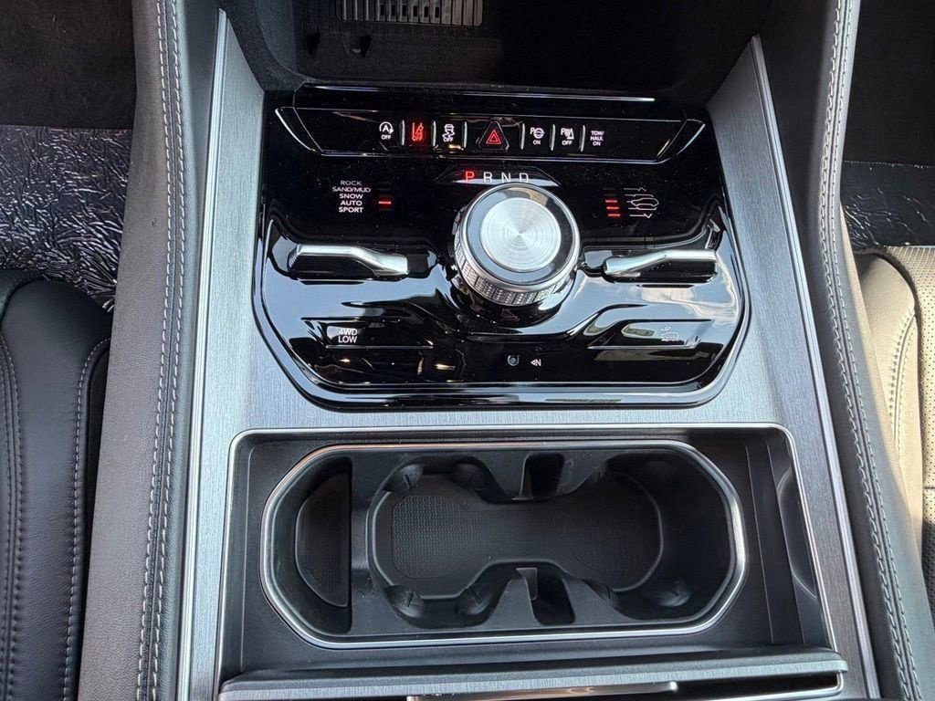New 2026 Jeep Grand Wagoneer Limited AWD/4WD image 22