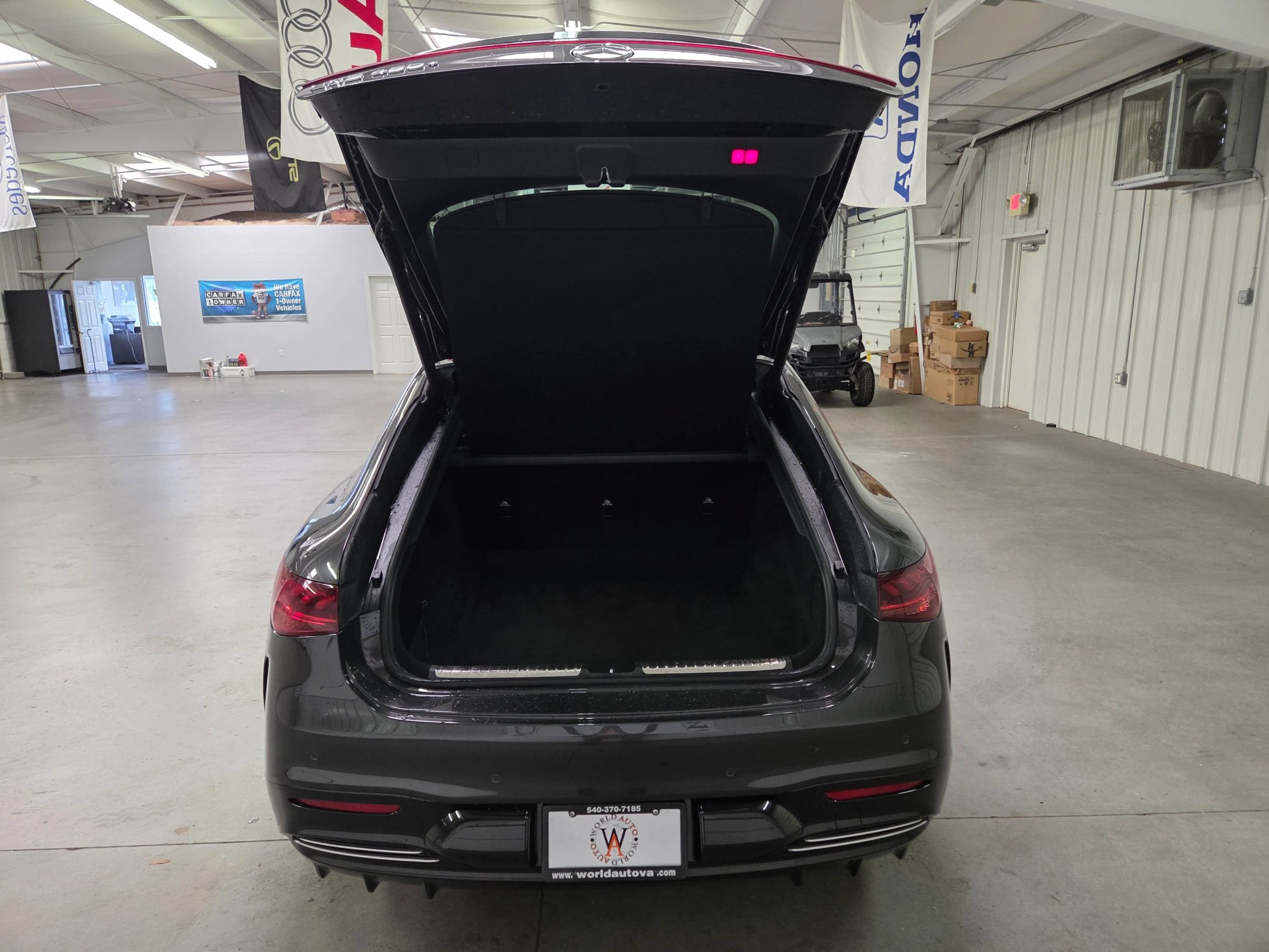 Used 2022 Mercedes-Benz EQS 450+ Sedan image 38