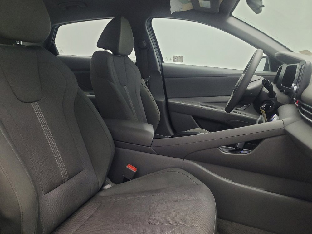 Used 2024 Hyundai Elantra SE image 21
