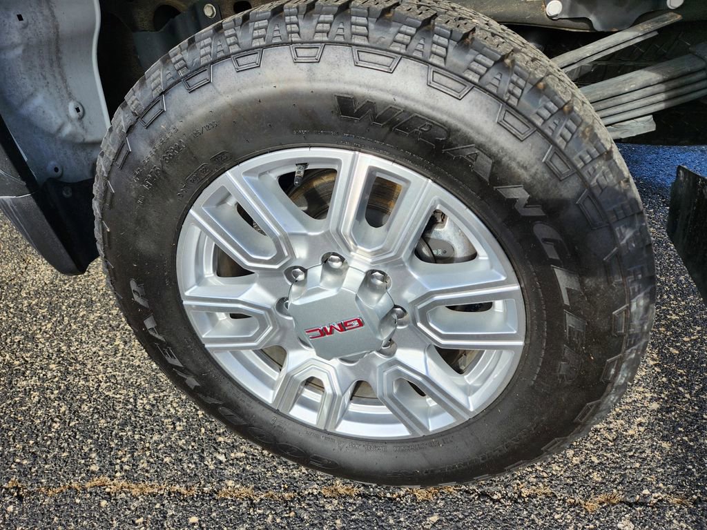 Used 2024 GMC Sierra 3500 SLE w/ SLE Convenience Package image 44