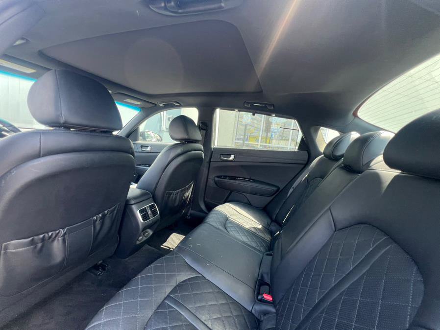 Used 2018 Kia Optima SX w/ Technology Package FWD image 18
