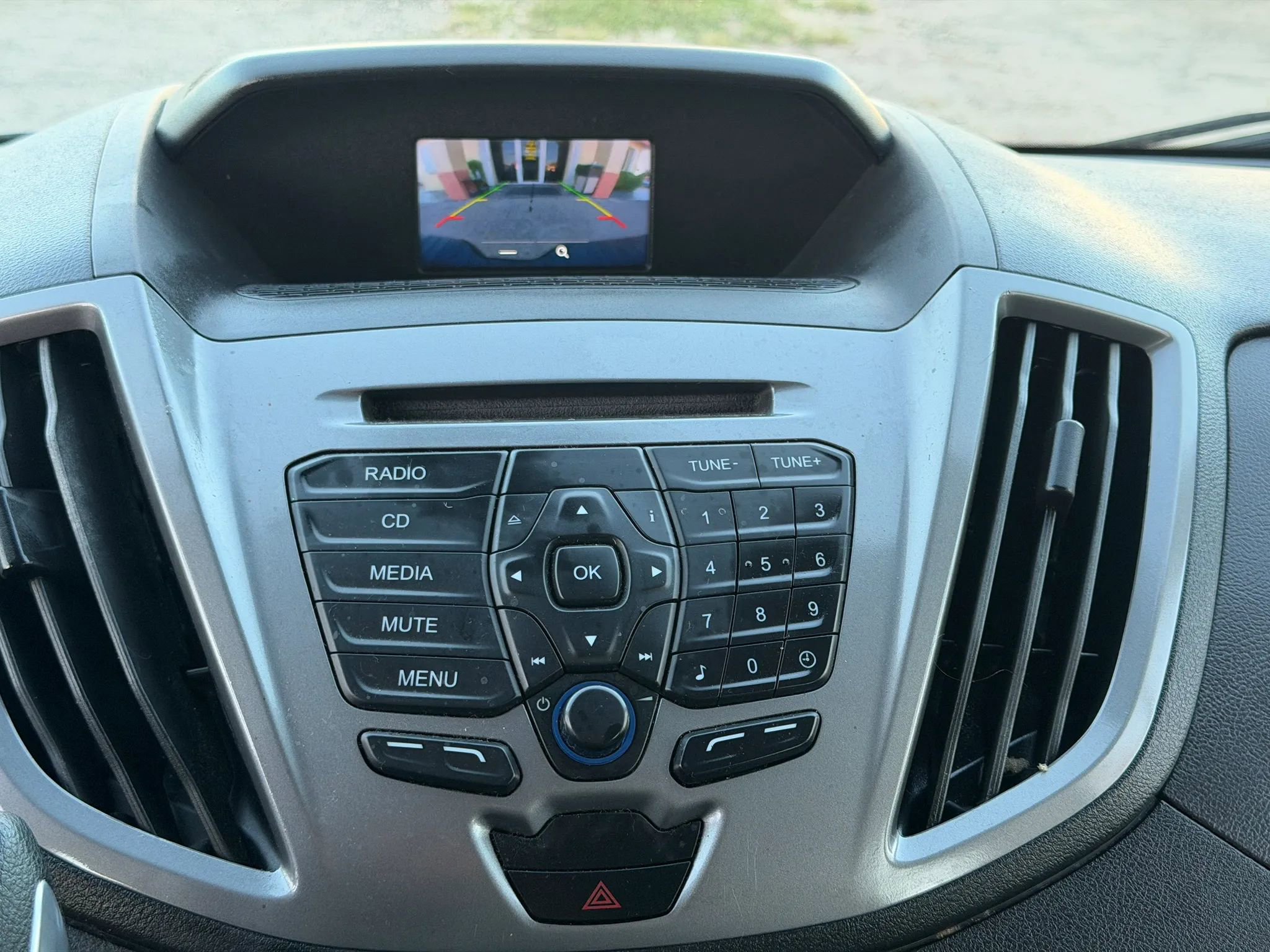 Used 2019 Ford Transit 350 XLT image 15