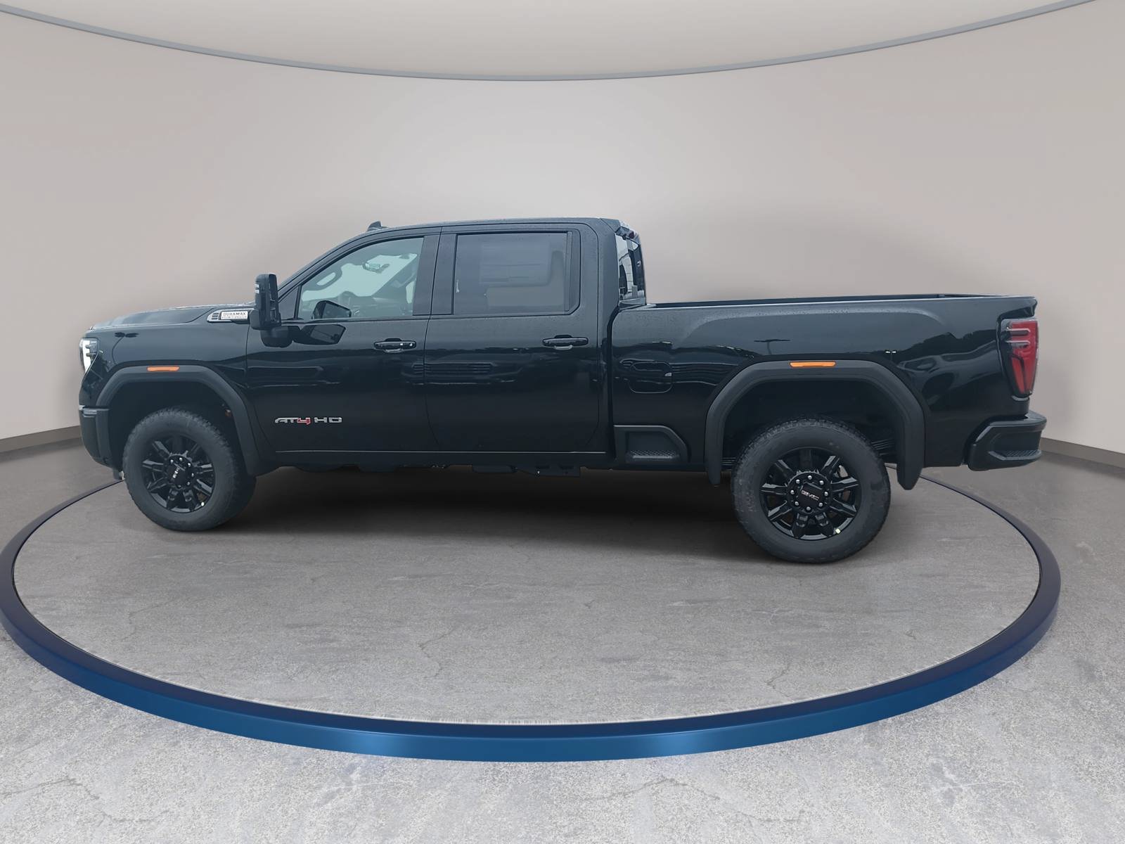 New 2026 GMC Sierra 2500 AT4 w/ AT4 Premium Plus Package AWD/4WD image 8