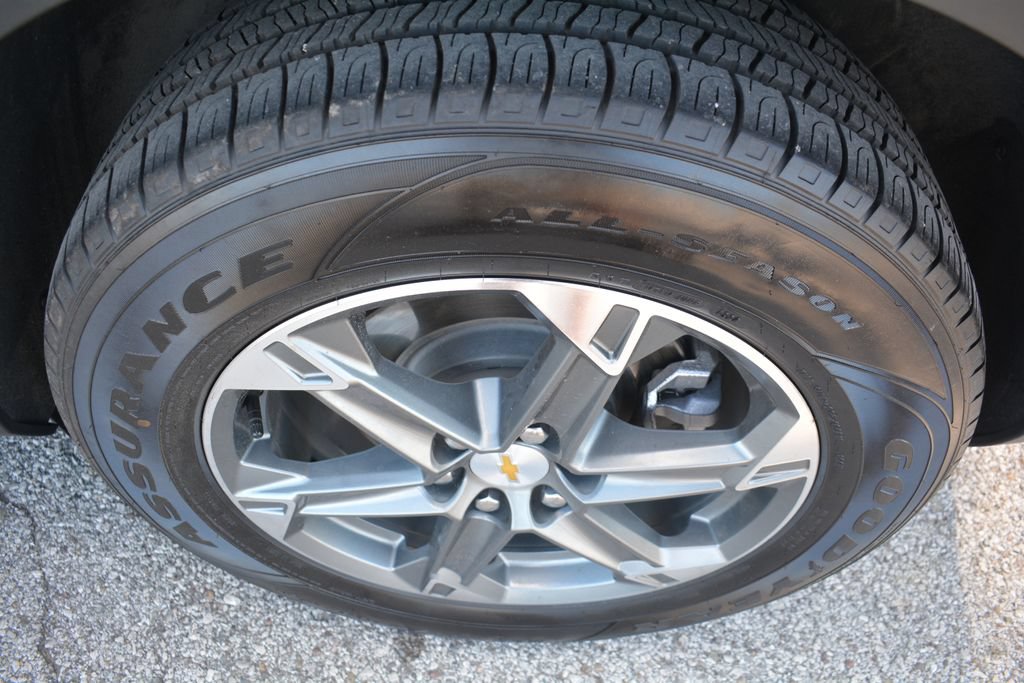 Used 2025 Chevrolet Blazer LT FWD image 23