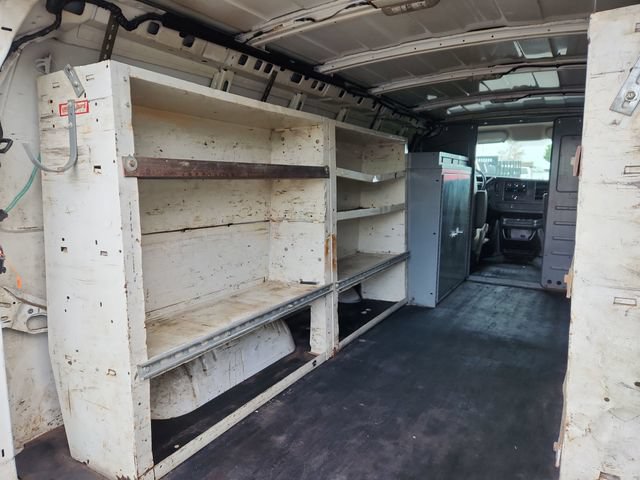 Used 2013 Chevrolet Express 3500 Extended RWD image 30