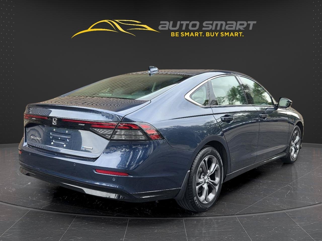 Used 2024 Honda Accord EX-L image 5