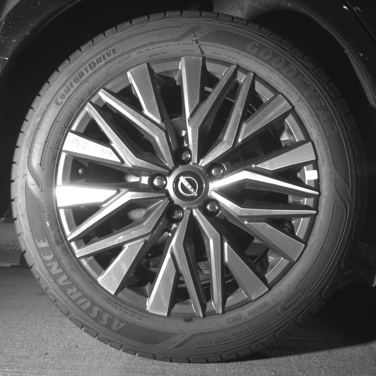 Used 2025 Nissan Altima 2.5 SV image 15