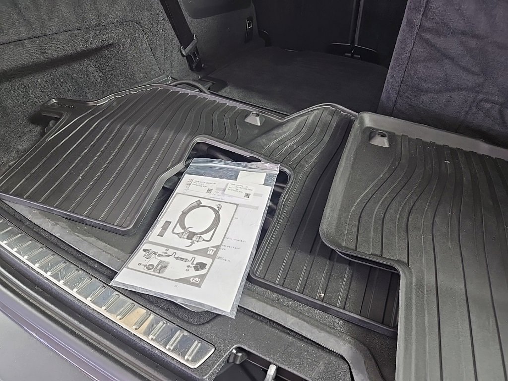 Certified 2022 Volvo XC90 T8 Inscription image 10