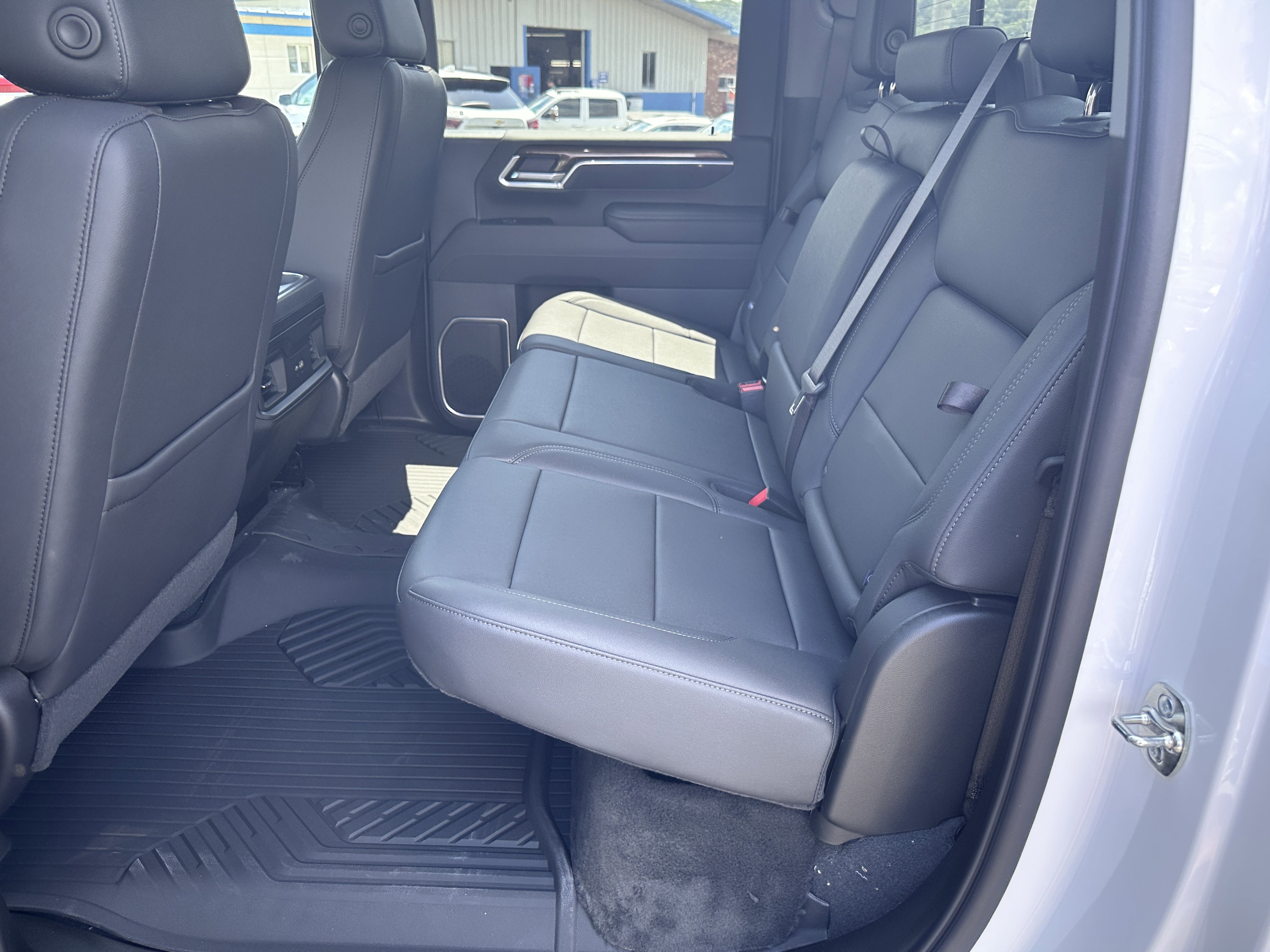 New 2025 Chevrolet Silverado 2500 LT w/ Trail Boss Package image 15