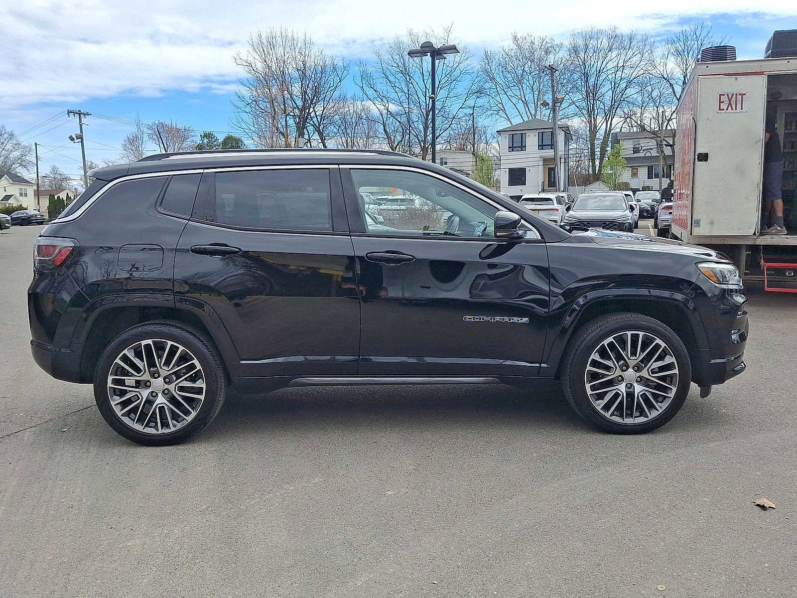 Used 2022 Jeep Compass Limited w/ Elite Group image 26