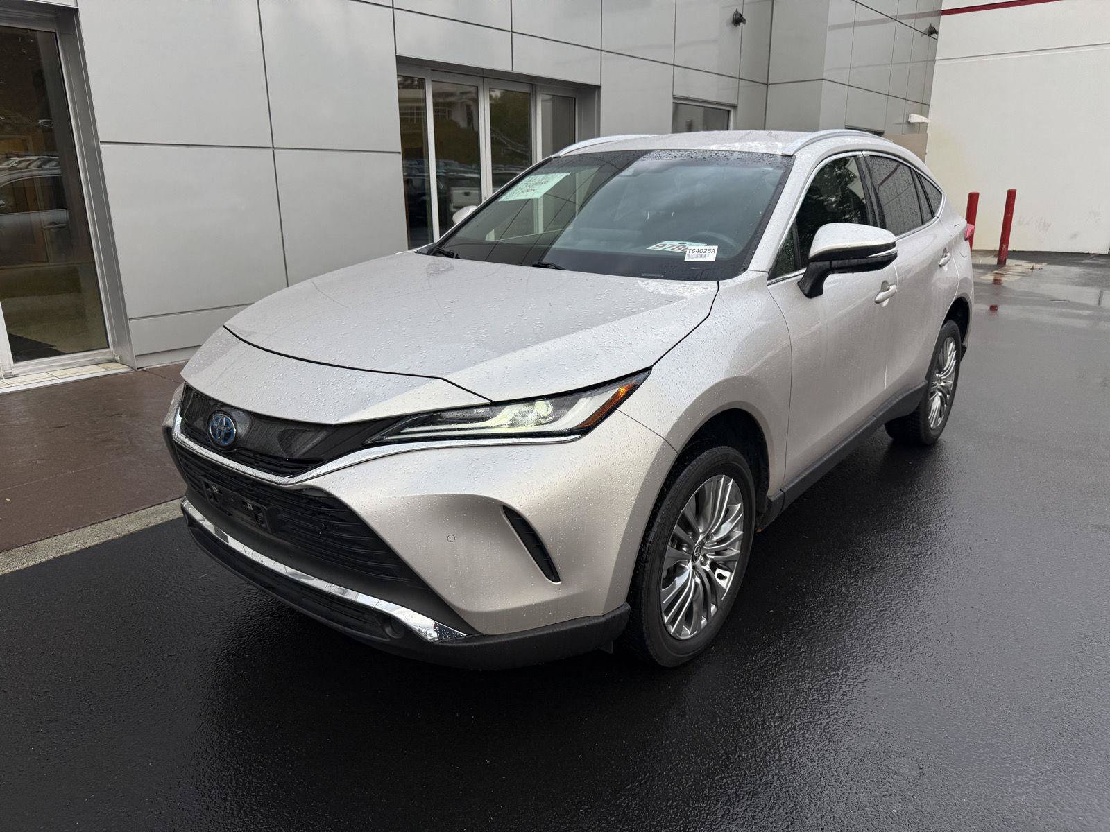 Used 2021 Toyota Venza XLE