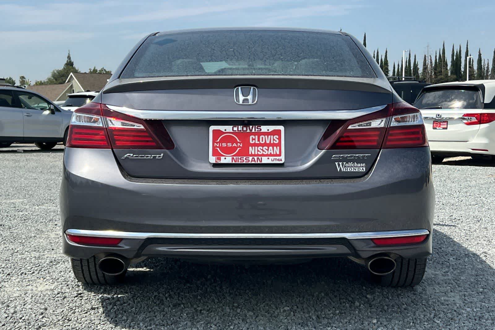 Used 2017 Honda Accord Sport image 8