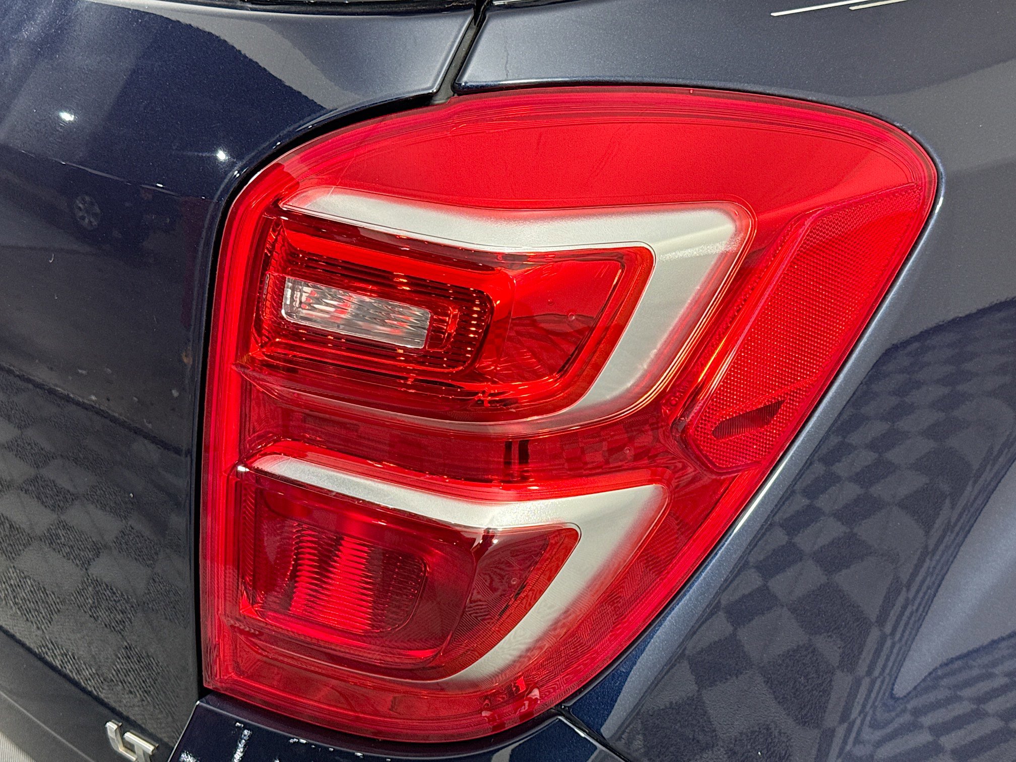 Used 2017 Chevrolet Equinox LT w/ Convenience Package image 32