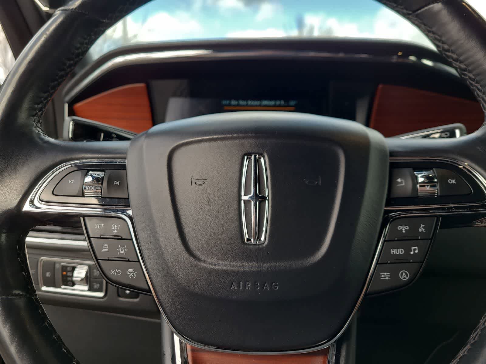 Used 2023 Lincoln Navigator Reserve AWD/4WD image 23