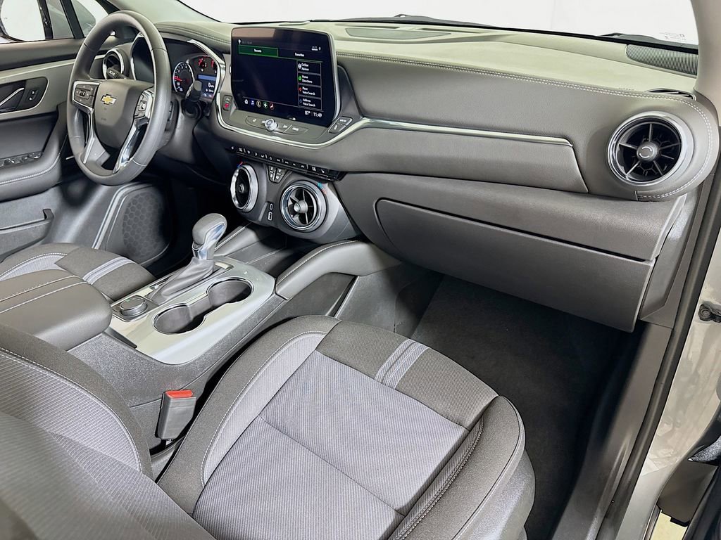 Certified 2026 Chevrolet Blazer LT FWD image 27
