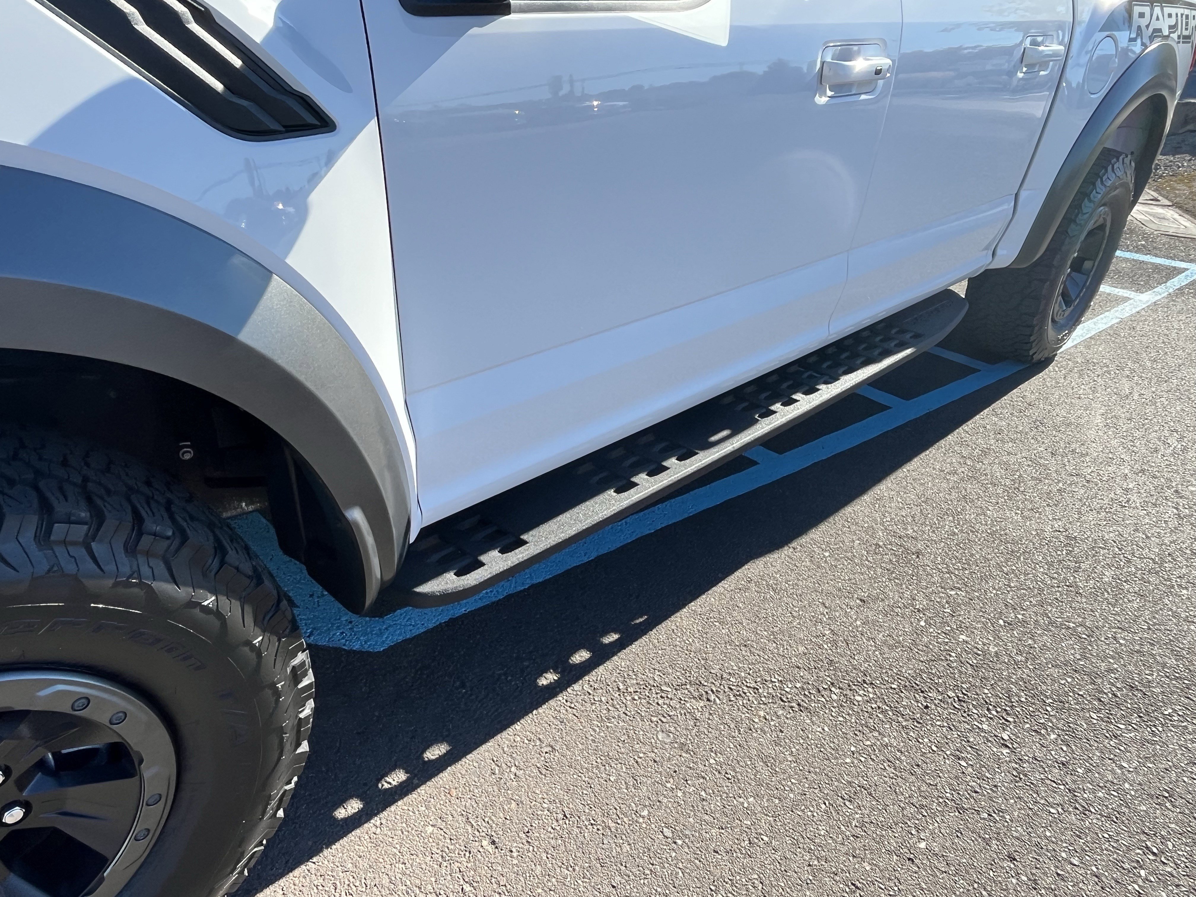 Used 2018 Ford F150 Raptor w/ Equipment Group 802A Luxury image 9