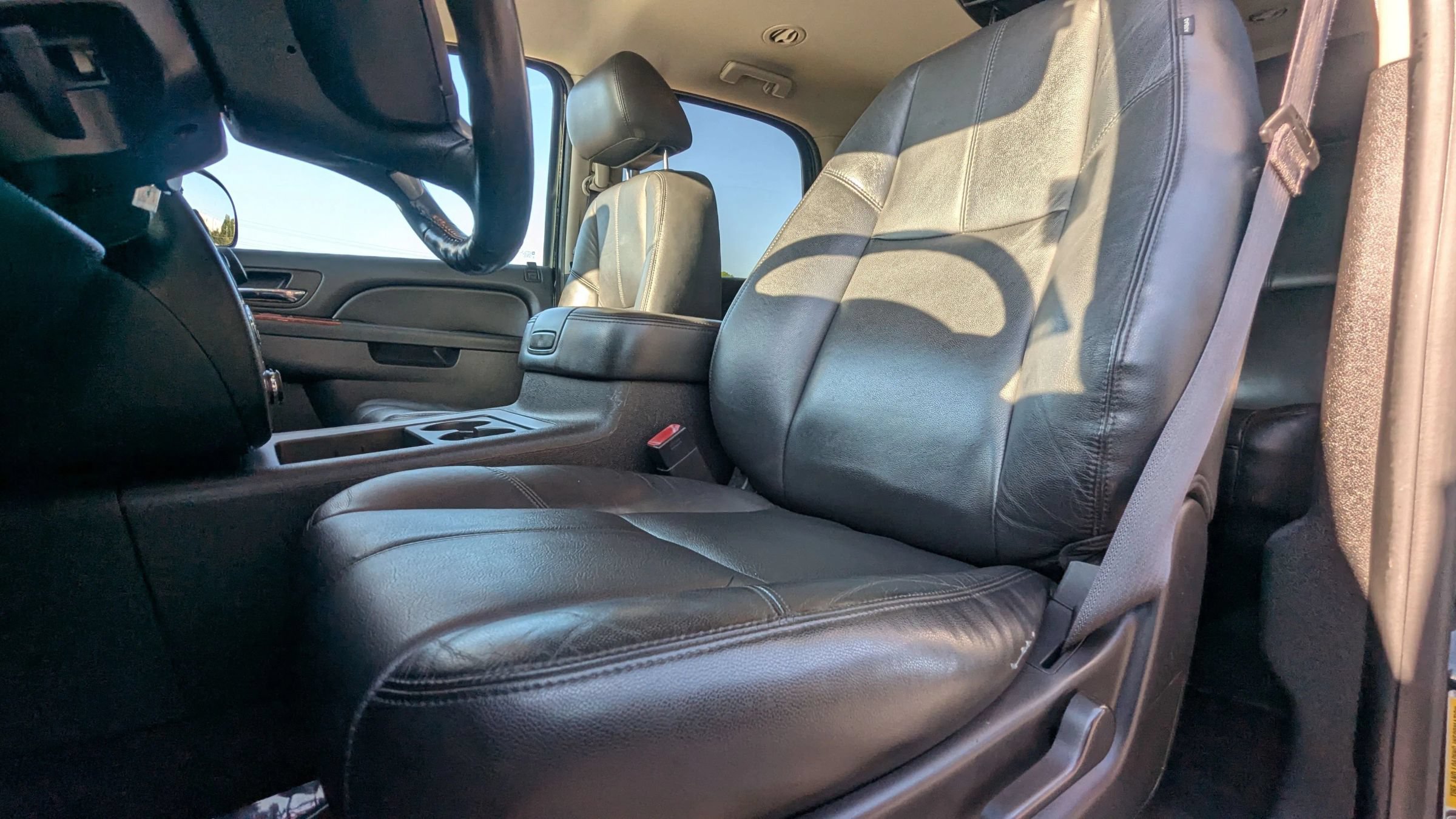 Used 2014 GMC Yukon SLT AWD/4WD image 19