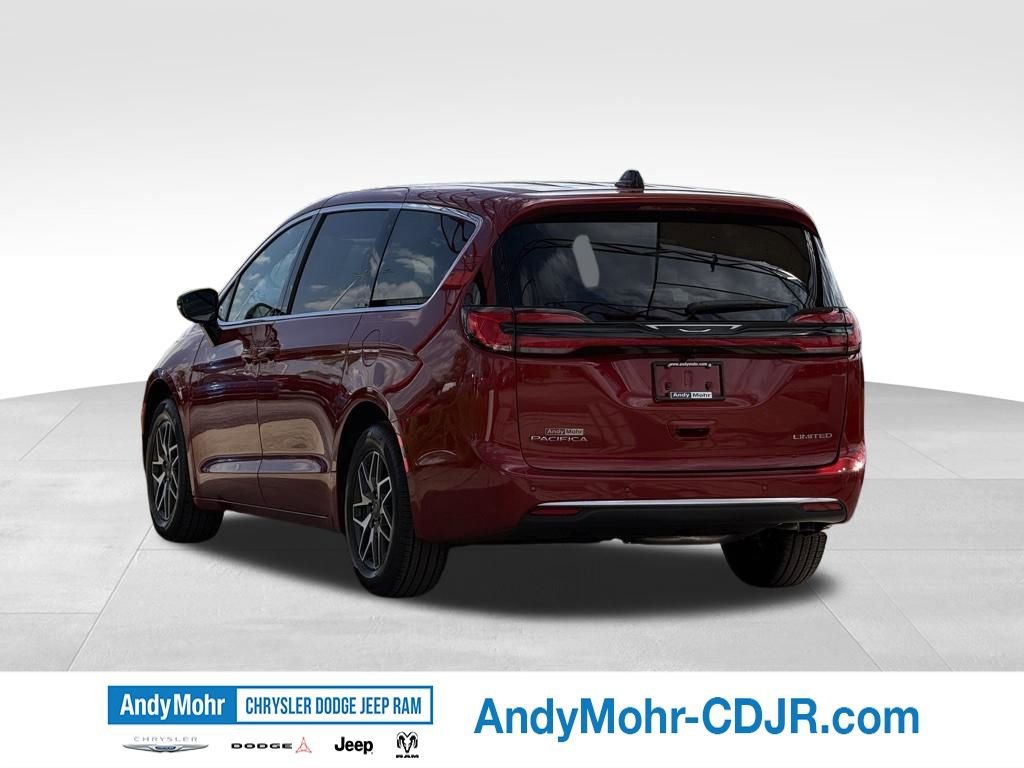 New 2027 Chrysler Pacifica Limited FWD image 5