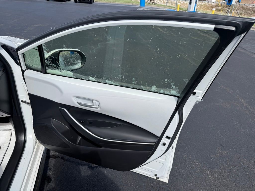 Used 2022 Toyota Corolla SE image 19