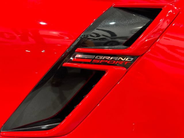 Used 2018 Chevrolet Corvette Grand Sport RWD image 23