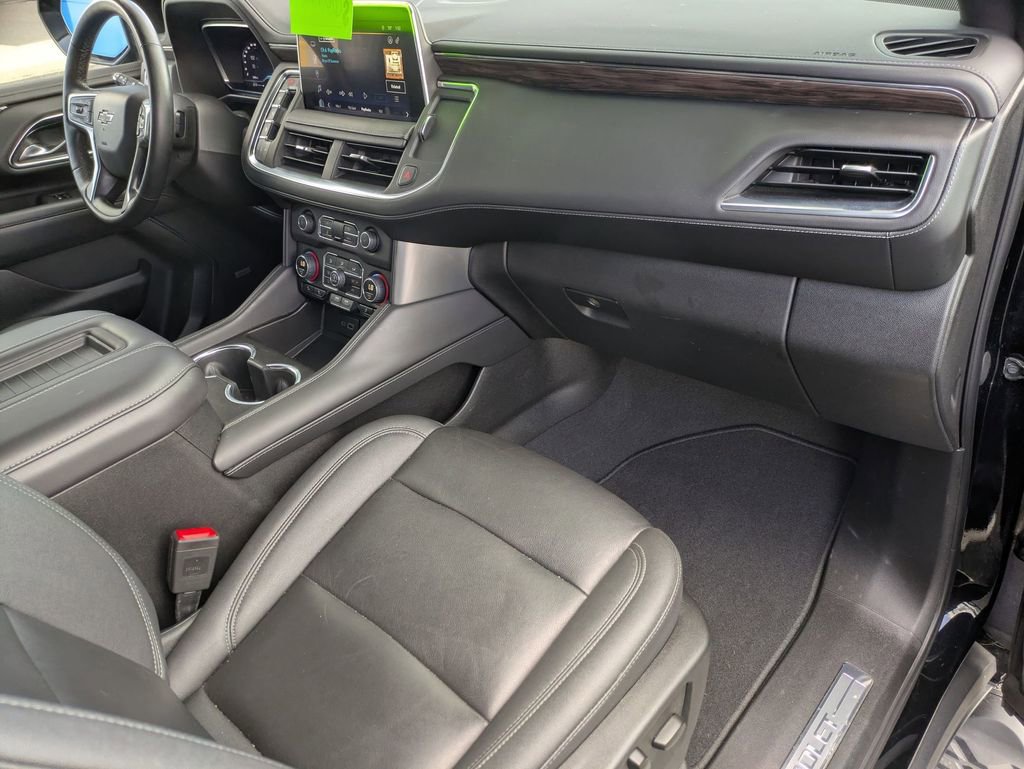 Used 2023 Chevrolet Suburban Z71 w/ Luxury Package image 26