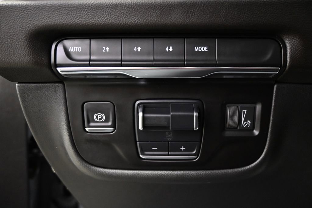 Certified 2025 Cadillac Escalade Premium Luxury image 25