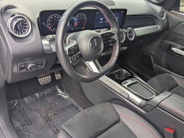 Certified 2025 Mercedes-Benz GLB 250 image 10