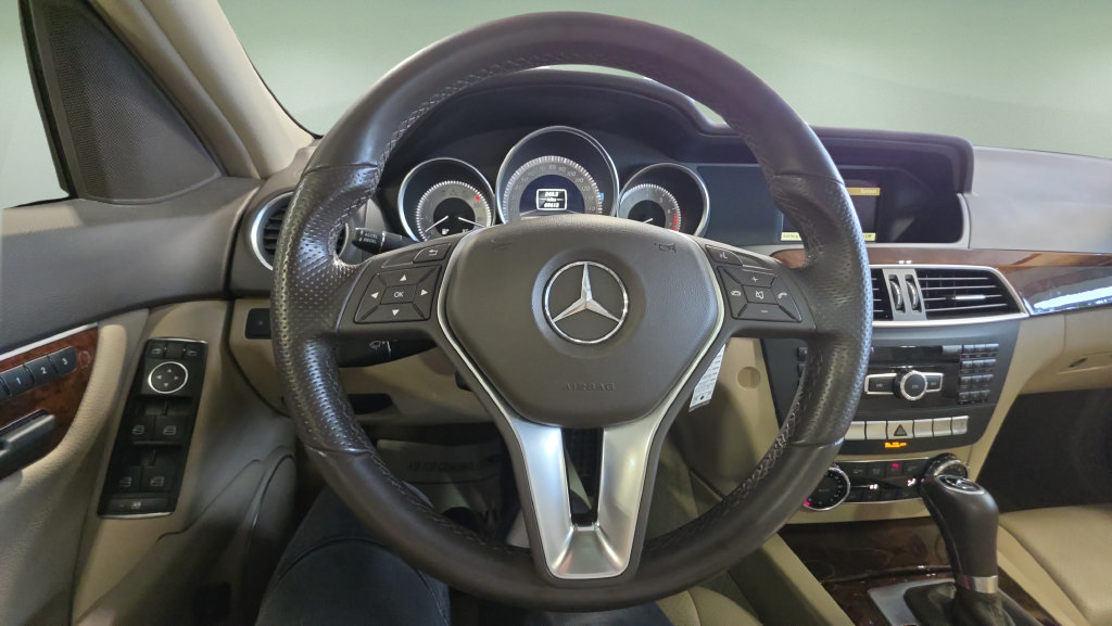 Used 2012 Mercedes-Benz C 300 4MATIC Sedan image 21
