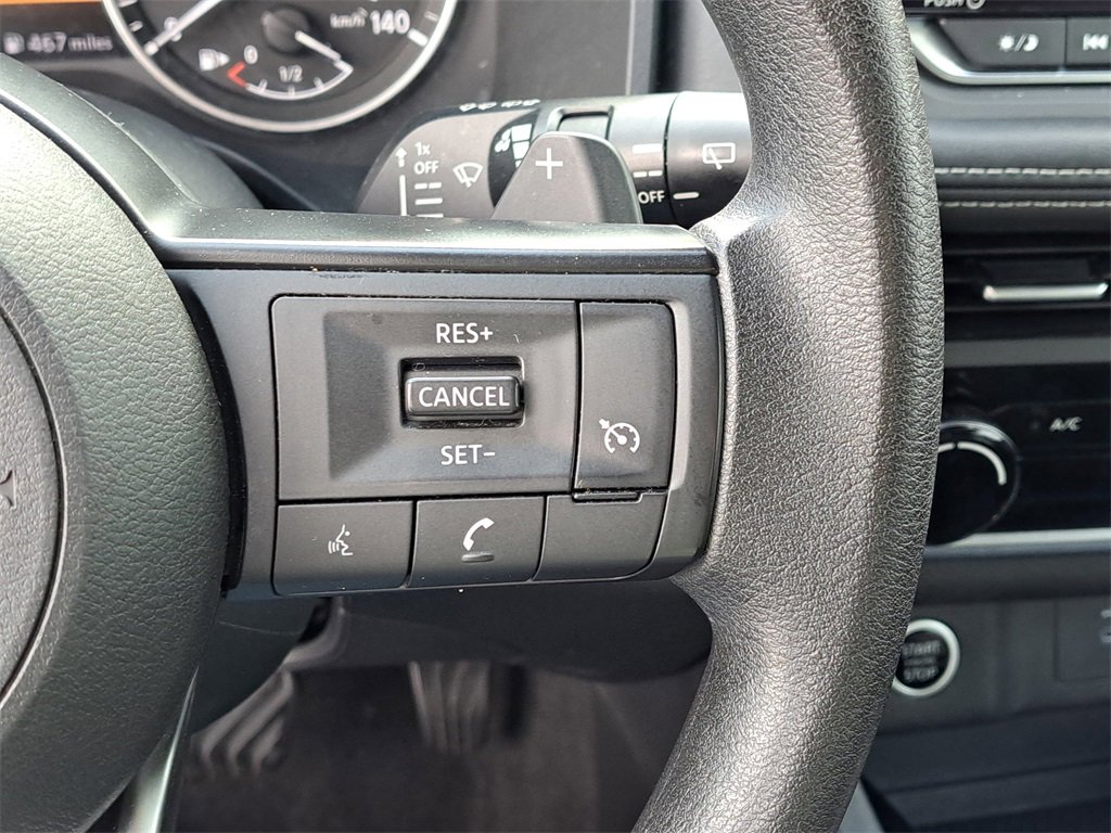 Used 2022 Nissan Rogue S image 10