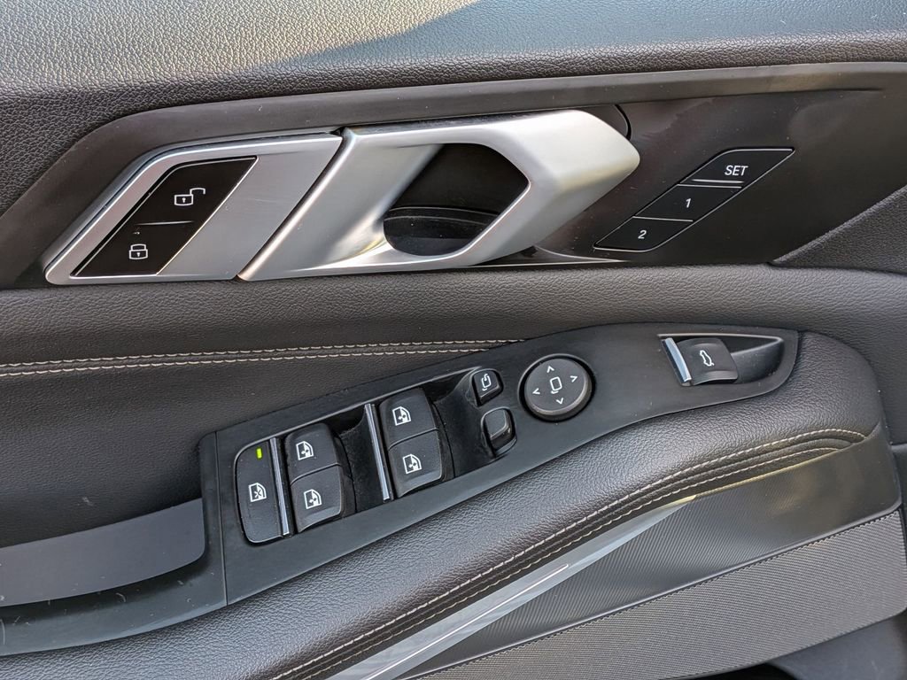 Used 2019 BMW X5 xDrive40i w/ Convenience Package image 14