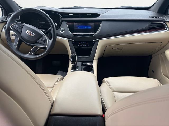 Used 2018 Cadillac XT5 Luxury image 10