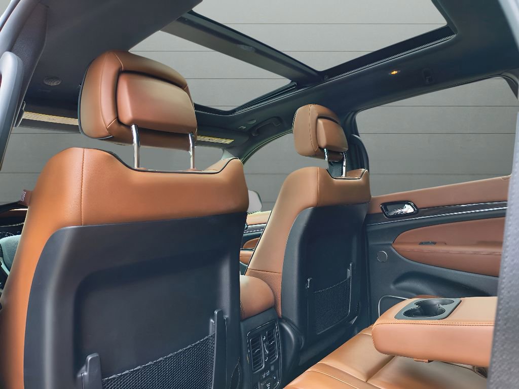 Used 2021 Jeep Grand Cherokee Overland w/ Trailer Tow Group IV image 28