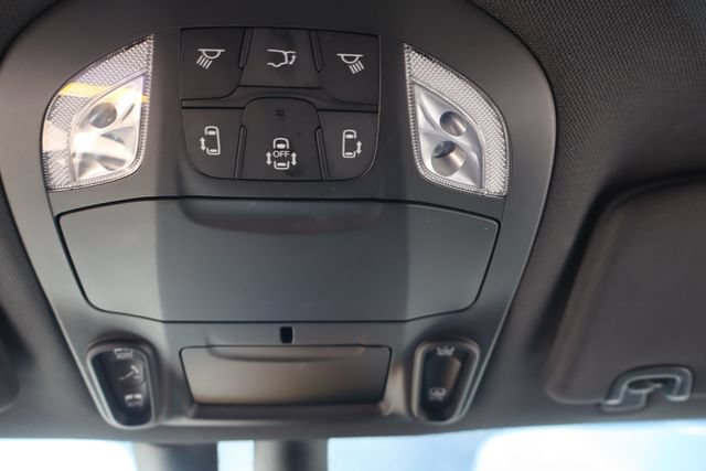 Used 2019 Chrysler Pacifica Limited FWD image 50