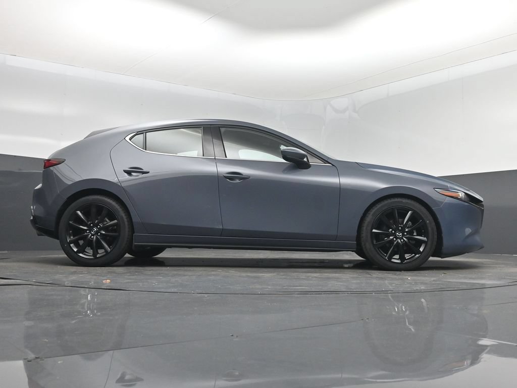 Used 2019 MAZDA MAZDA3 Hatchback w/ Premium Package FWD image 16