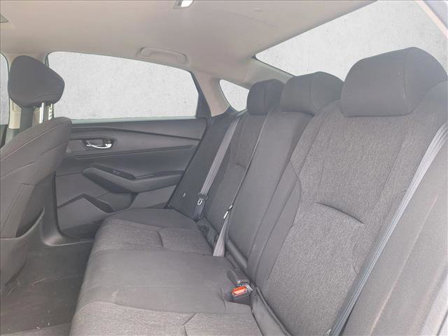 Used 2025 Honda Accord SE image 14