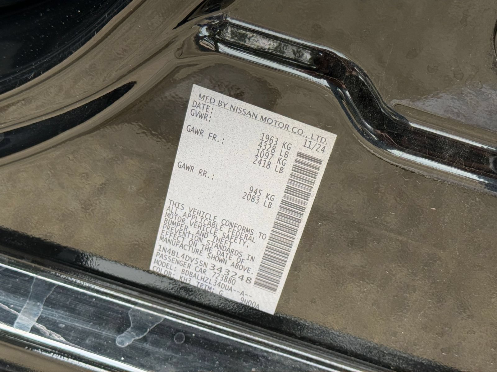Used 2025 Nissan Altima 2.5 SV FWD image 24